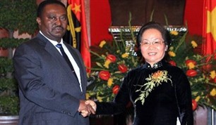 Vietnam and Angola to expand cooperation in various areas - ảnh 1